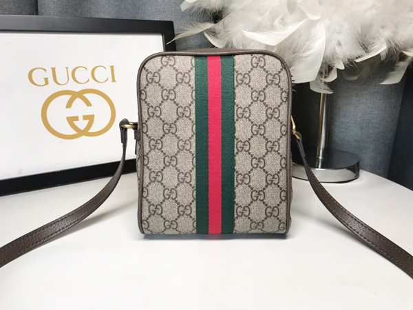 激安グッチバッグコピー角部分ディテール